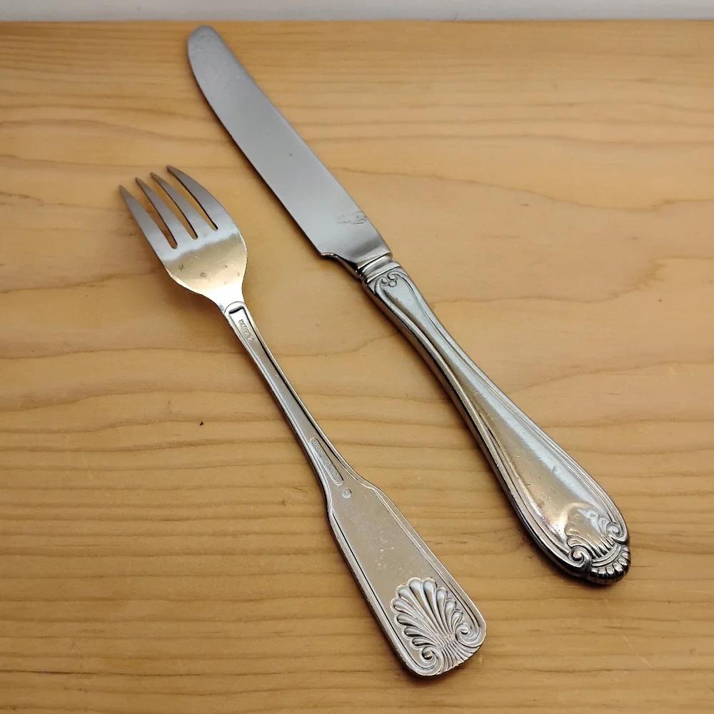 Wallace Brand Ware Korea‎  Coral Shell Pattern Stainless Flatware Fork & Knife